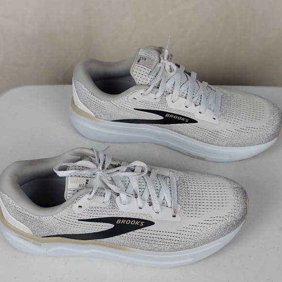 Brooks Ghost 2 Max Running Shoe Mens 15 main image 5